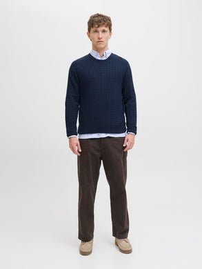 model_shot-front_full