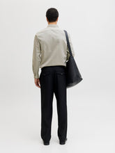 Ladda upp bild till gallerivisning, model_shot-back
