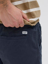 Ladda upp bild till gallerivisning, model_shot-detail
