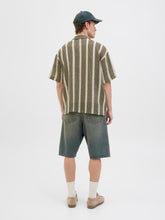 Ladda upp bild till gallerivisning, model_shot-back
