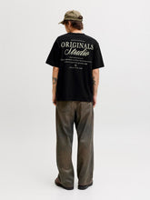 Ladda upp bild till gallerivisning, model_shot-back
