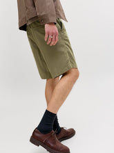 Ladda upp bild till gallerivisning, model_shot-creative
