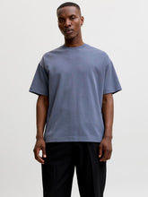 Ladda upp bild till gallerivisning, model_shot-front

