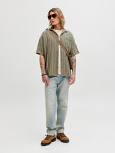 Ladda upp bild till gallerivisning, model_shot-front_full

