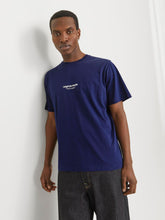 Ladda upp bild till gallerivisning, model_shot-creative
