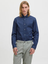 Ladda upp bild till gallerivisning, model_shot-front
