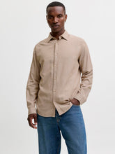 Ladda upp bild till gallerivisning, model_shot-front
