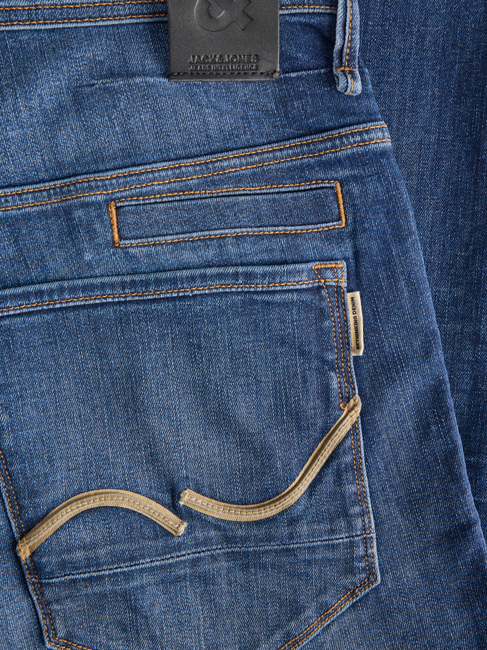 model_shot-detail
