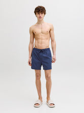 Ladda upp bild till gallerivisning, model_shot-front_full
