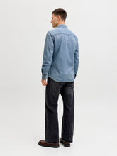 Ladda upp bild till gallerivisning, model_shot-back

