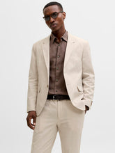 Ladda upp bild till gallerivisning, model_shot-front
