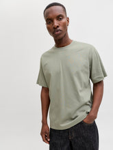 Ladda upp bild till gallerivisning, model_shot-creative

