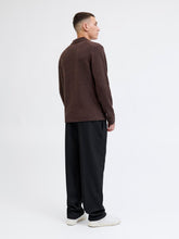 Ladda upp bild till gallerivisning, model_shot-back
