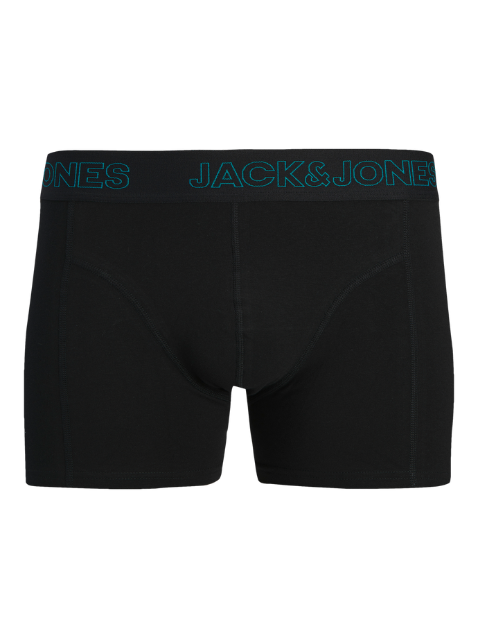 model_shot-front_full