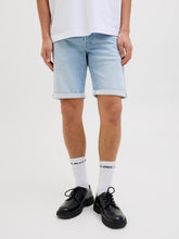 Ladda upp bild till gallerivisning, model_shot-front

