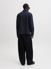 Ladda upp bild till gallerivisning, model_shot-back
