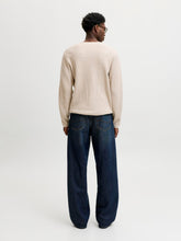 Ladda upp bild till gallerivisning, model_shot-back
