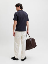 Ladda upp bild till gallerivisning, model_shot-back
