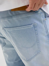 Ladda upp bild till gallerivisning, model_shot-detail
