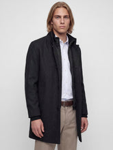 Ladda upp bild till gallerivisning, model_shot-front
