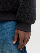 Ladda upp bild till gallerivisning, model_shot-detail

