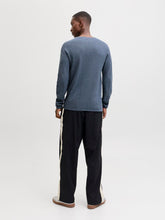 Ladda upp bild till gallerivisning, model_shot-back
