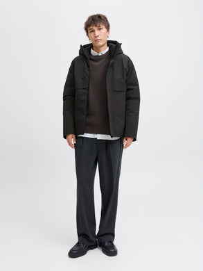 model_shot-front_full