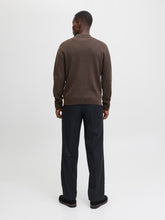 Ladda upp bild till gallerivisning, model_shot-back
