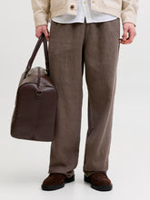 Ladda upp bild till gallerivisning, model_shot-front
