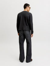 Ladda upp bild till gallerivisning, model_shot-back
