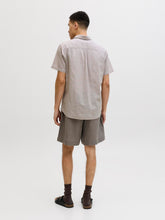 Ladda upp bild till gallerivisning, model_shot-back
