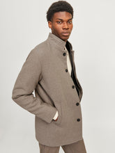 Ladda upp bild till gallerivisning, model_shot-creative
