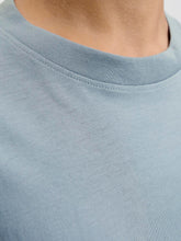 Ladda upp bild till gallerivisning, model_shot-detail
