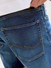 Ladda upp bild till gallerivisning, model_shot-detail
