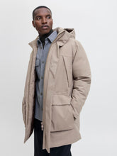 Ladda upp bild till gallerivisning, model_shot-creative
