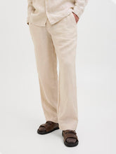 Ladda upp bild till gallerivisning, model_shot-front
