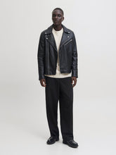 Ladda upp bild till gallerivisning, model_shot-front_full
