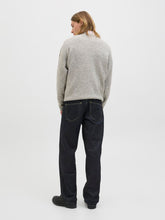 Ladda upp bild till gallerivisning, model_shot-back
