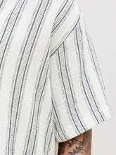 Ladda upp bild till gallerivisning, model_shot-detail
