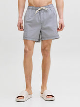Ladda upp bild till gallerivisning, model_shot-front

