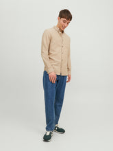 Ladda upp bild till gallerivisning, JJECLASSIC Shirts - Oatmeal

