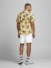 Ladda upp bild till gallerivisning, JJIBOWIE Shorts - White
